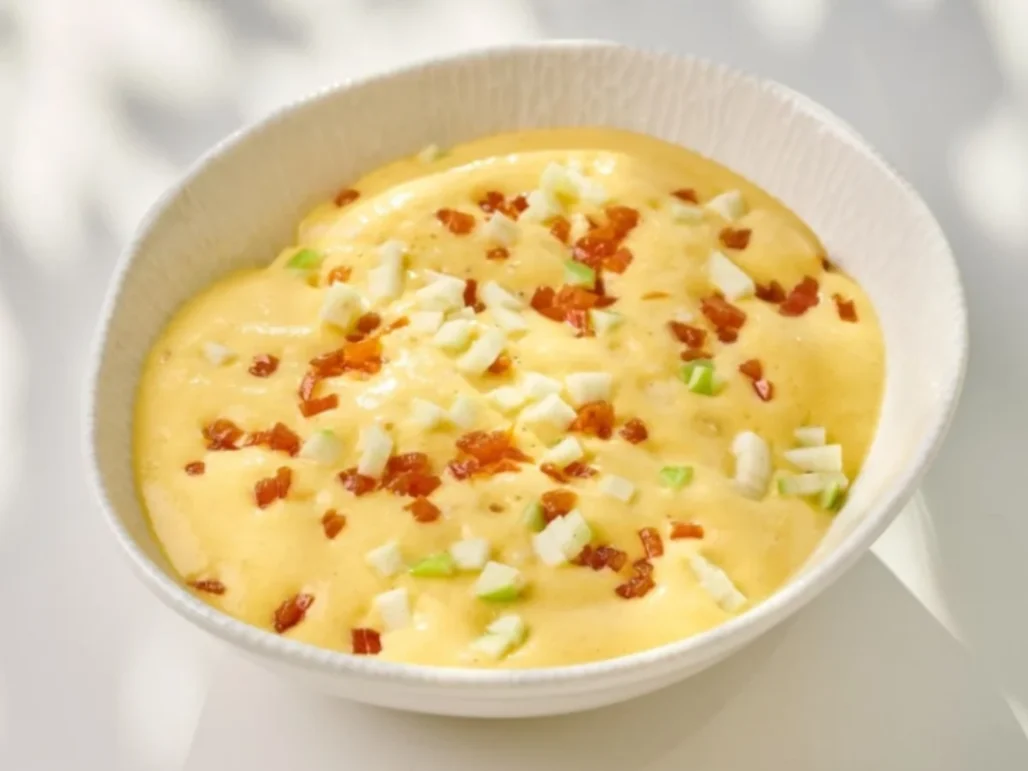 Овсяная каша с яблоком